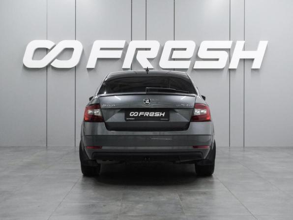 Skoda Octavia III (A7) Рестайлинг с пробегом 2018 года, цена 2 149 000 рублей, 155277 км, лифтбек, Автокод Объявления