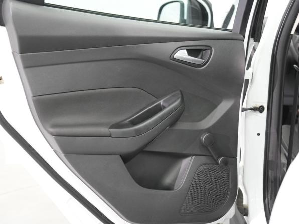 Ford Focus III Рестайлинг с пробегом 2017 года, цена 980 000 рублей, 131000 км, седан, Автокод Объявления