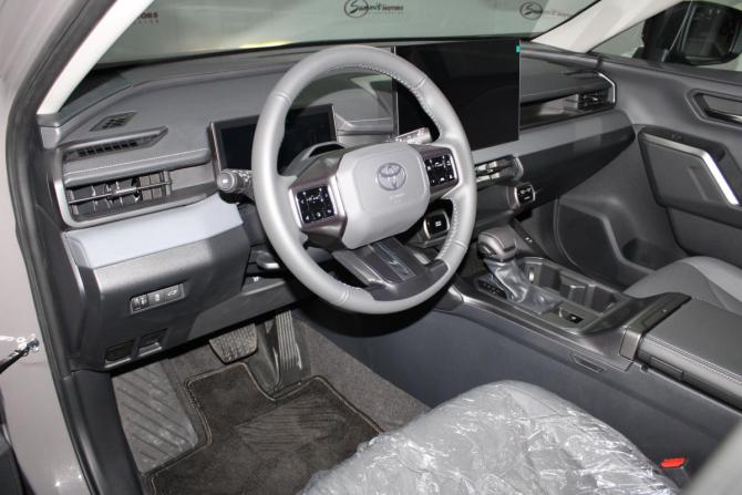 Toyota RAV4 VI (XA60) с пробегом 2026 года, цена 5 000 000 рублей, 25 км, внедорожник, Автокод Объявления