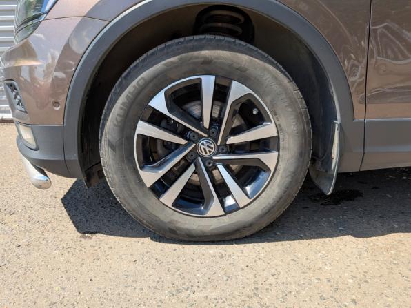 Volkswagen Tiguan II с пробегом 2019 года, цена 2 345 000 рублей, 185000 км, внедорожник, Автокод Объявления