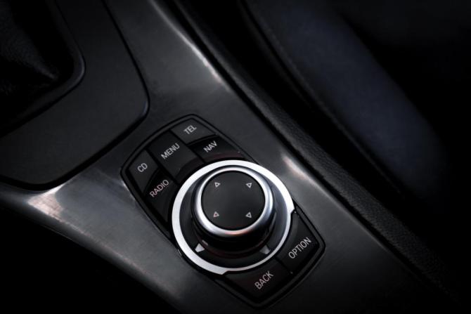 BMW 3 серии V (E90/E91/E92/E93) Рестайлинг с пробегом 2011 года, цена 1 249 000 рублей, 237333 км, седан, Автокод Объявления