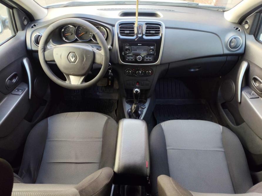 Renault Logan II Санкт-Петербург  - изображение 15