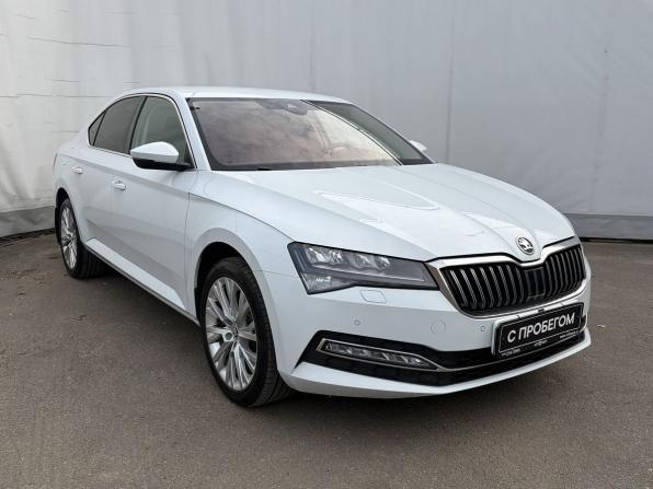 Skoda Superb III Рестайлинг с пробегом 2022 года, цена 2 870 000 рублей, 103220 км, лифтбек, Автокод Объявления