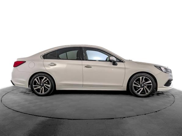 Subaru Legacy VI Рестайлинг с пробегом 2019 года, цена 2 850 000 рублей, 66280 км, седан, Автокод Объявления