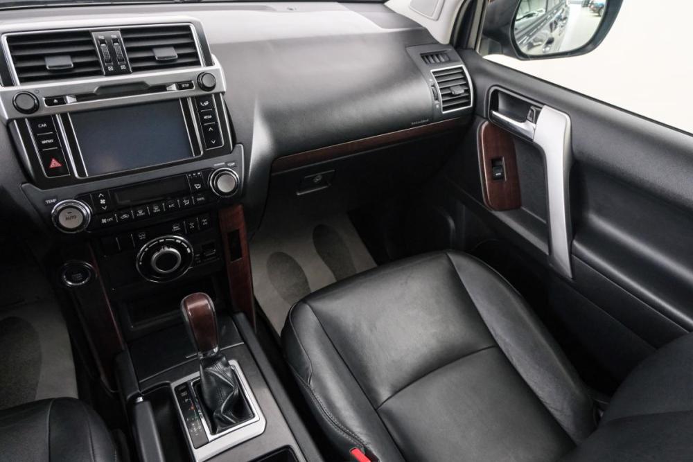 Toyota Land Cruiser Prado 150 Series Рестайлинг 1 Красноярск  - изображение 12