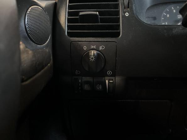 Opel Zafira A с пробегом 2000 года, цена 200 000 рублей, 301186 км, компактвэн, Автокод Объявления