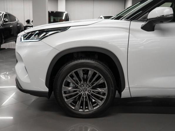 Toyota Highlander IV (XU70) с пробегом 2025 года, цена 5 225 000 рублей, 50 км, внедорожник, Автокод Объявления