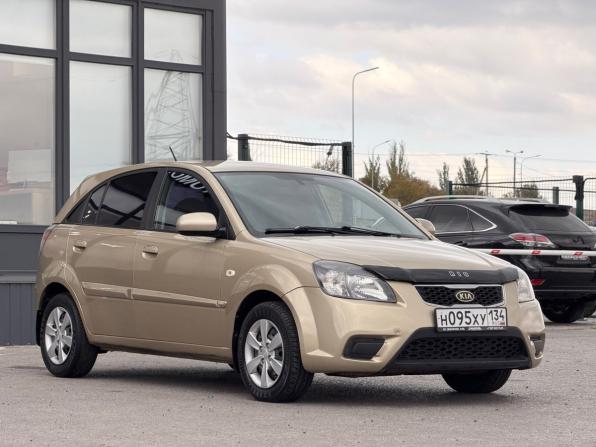 Kia Rio II Рестайлинг с пробегом 2009 года, цена 690 000 рублей, 135602 км, хэтчбек, Автокод Объявления