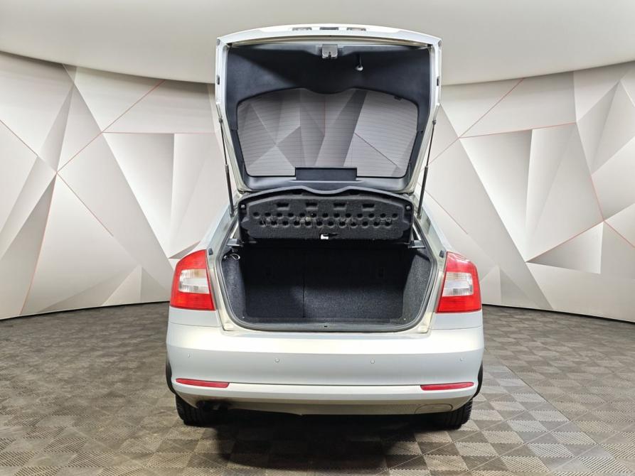Skoda Octavia II (A5) Рестайлинг Москва  - изображение 12