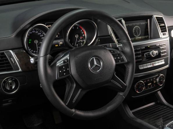 Mercedes-Benz GL-Класс II (X166) с пробегом 2015 года, цена 3 449 000 рублей, 235633 км, внедорожник, Автокод Объявления