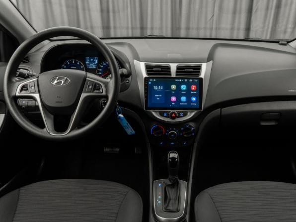 Hyundai Solaris I Рестайлинг с пробегом 2016 года, цена 980 000 рублей, 197384 км, хэтчбек, Автокод Объявления