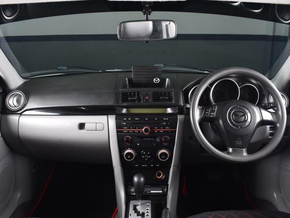 Mazda Axela I с пробегом 2004 года, цена 599 995 рублей, 242351 км, седан, Автокод Объявления