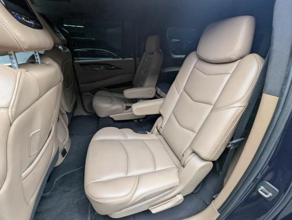 Cadillac Escalade IV с пробегом 2018 года, цена 4 149 000 рублей, 174105 км, внедорожник, Автокод Объявления