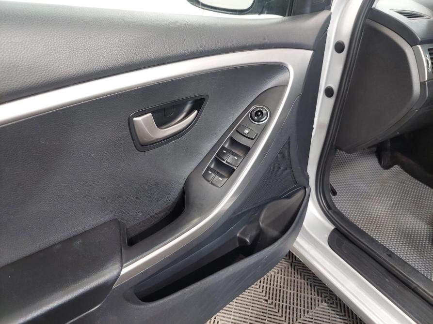 Hyundai i30 II Пермь  - изображение 14