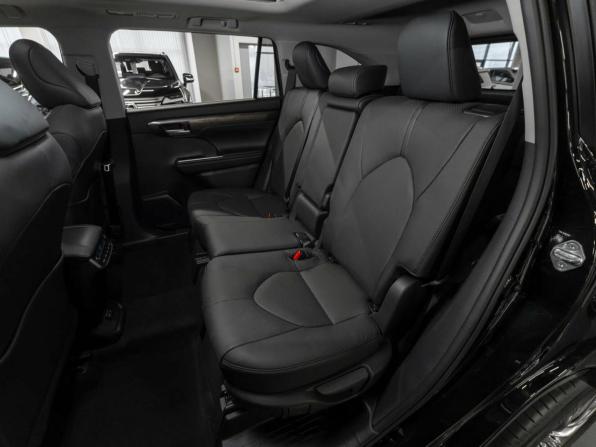 Toyota Highlander IV (XU70) с пробегом 2026 года, цена 5 230 000 рублей, 50 км, внедорожник, Автокод Объявления