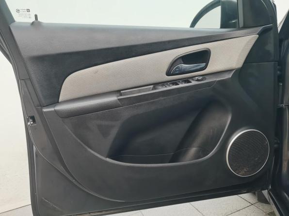 Chevrolet Cruze I Рестайлинг с пробегом 2014 года, цена 740 000 рублей, 149439 км, хэтчбек, Автокод Объявления