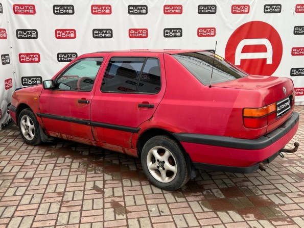 Volkswagen Vento с пробегом 1992 года, цена 119 900 рублей, 250000 км, седан, Автокод Объявления