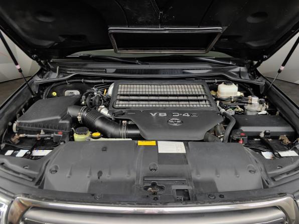 Toyota Land Cruiser 200 Series с пробегом 2011 года, цена 3 595 000 рублей, 153722 км, внедорожник, Автокод Объявления