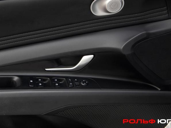 Hyundai Elantra VII (CN7) Рестайлинг с пробегом 2023 года, цена 2 028 000 рублей, 21326 км, седан, Автокод Объявления