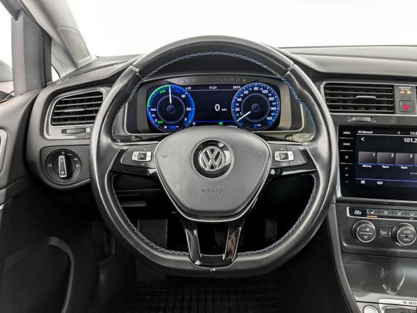Volkswagen Golf VII Рестайлинг с пробегом 2019 года, цена 2 270 000 рублей, 81891 км, хэтчбек, Автокод Объявления