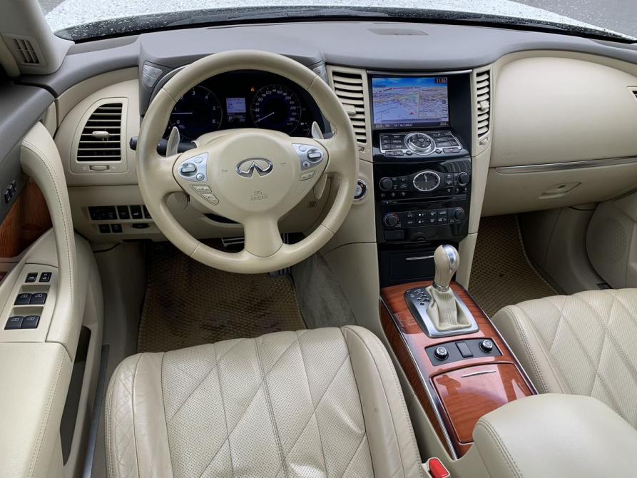Infiniti QX70 Санкт-Петербург  - изображение 9