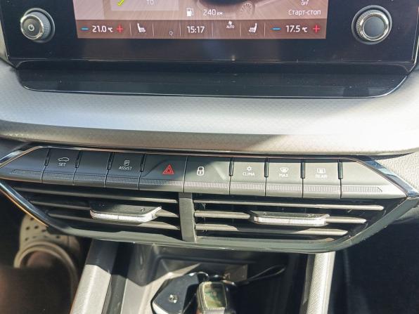 Skoda Octavia IV (A8) с пробегом 2021 года, цена 2 450 000 рублей, 53643 км, лифтбек, Автокод Объявления
