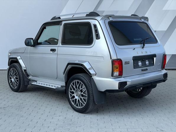 Lada (ВАЗ) Niva Legend с пробегом 2025 года, цена 1 058 000 рублей, 5461 км, внедорожник, Автокод Объявления