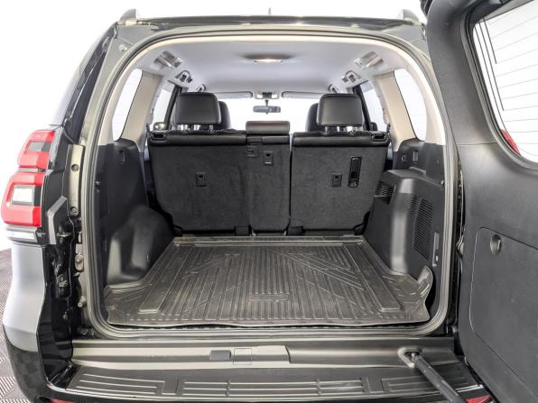 Toyota Land Cruiser Prado 150 Series Рестайлинг 3 с пробегом 2021 года, цена 4 940 000 рублей, 83361 км, внедорожник, Автокод Объявления