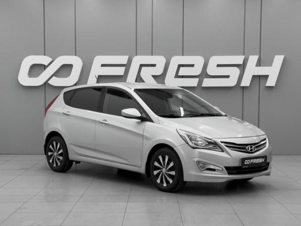 Hyundai Solaris I Рестайлинг с пробегом 2015 года, цена 799 000 рублей, 225193 км, хэтчбек, Автокод Объявления