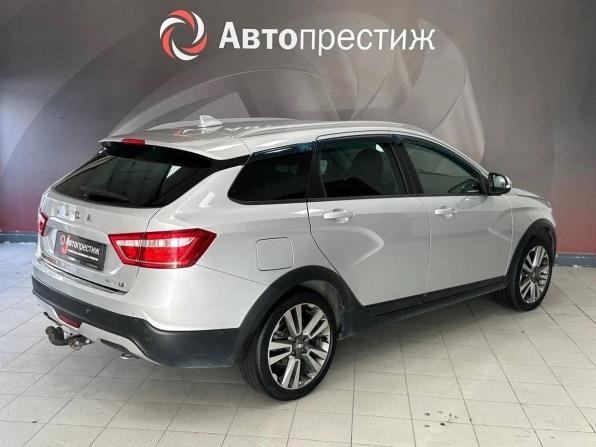 Lada (ВАЗ) Vesta I с пробегом 2019 года, цена 942 000 рублей, 104000 км, универсал, Автокод Объявления