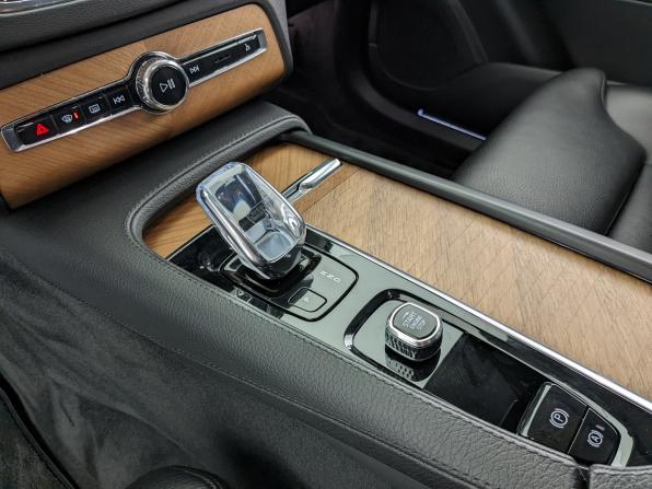 Volvo XC90 II Рестайлинг 1 с пробегом 2021 года, цена 5 250 000 рублей, 86330 км, внедорожник, Автокод Объявления