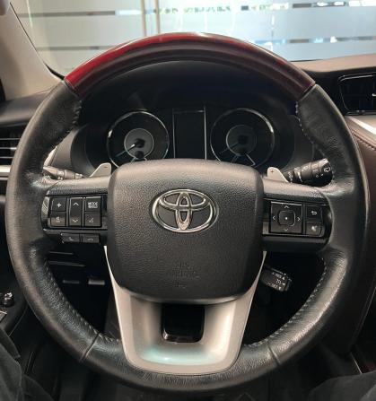 Toyota Fortuner II с пробегом 2017 года, цена 3 200 000 рублей, 190124 км, внедорожник, Автокод Объявления