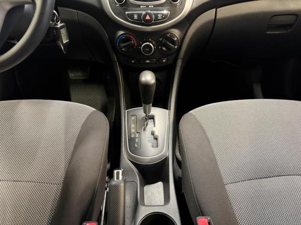 Hyundai Solaris I с пробегом 2011 года, цена 687 000 рублей, 182000 км, седан, Автокод Объявления