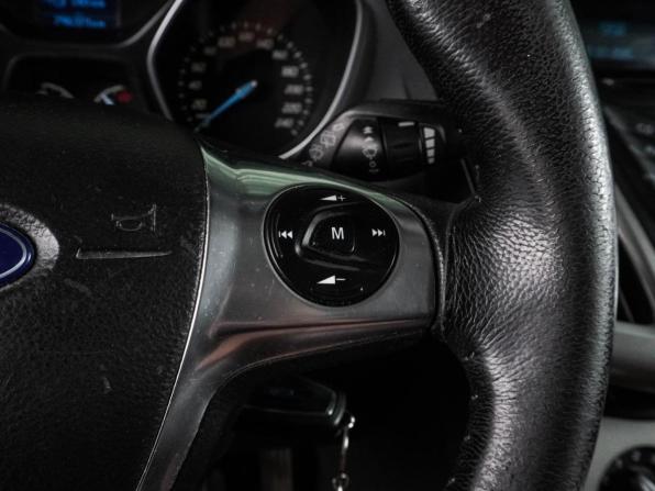 Ford Focus III с пробегом 2013 года, цена 699 000 рублей, 296321 км, универсал, Автокод Объявления