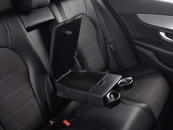 Mercedes-Benz C-Класс IV (W205) с пробегом 2015 года, цена 1 909 995 рублей, 58812 км, седан, Автокод Объявления