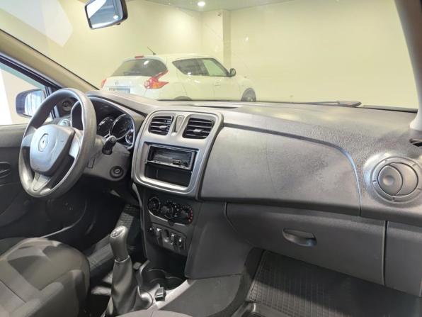 Renault Logan II с пробегом 2018 года, цена 710 000 рублей, 131769 км, седан, Автокод Объявления