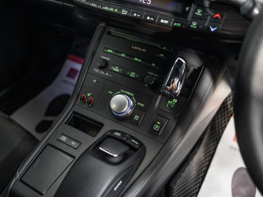 Lexus CT I Иркутск  - изображение 15