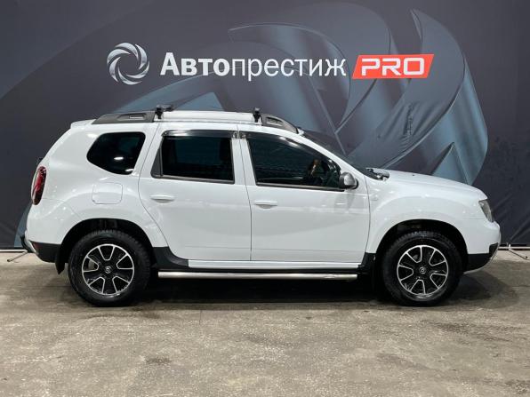 Renault Duster I Рестайлинг с пробегом 2016 года, цена 1 140 000 рублей, 106384 км, внедорожник, Автокод Объявления