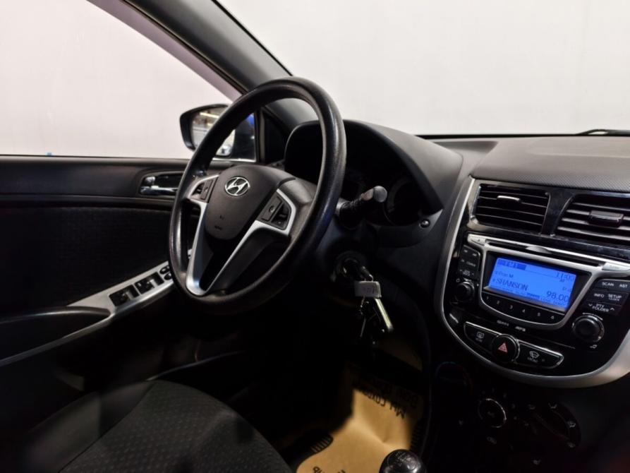 Hyundai Solaris I Курск  - изображение 5