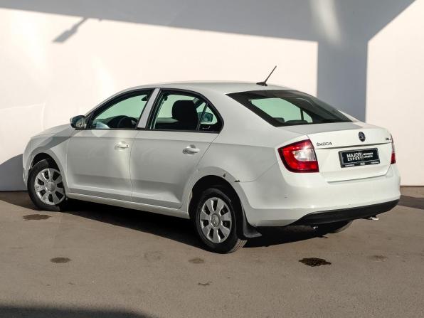 Skoda Rapid I Рестайлинг с пробегом 2019 года, цена 990 000 рублей, 122272 км, лифтбек, Автокод Объявления