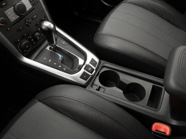 Opel Antara I Рестайлинг с пробегом 2015 года, цена 1 430 000 рублей, 89361 км, внедорожник, Автокод Объявления
