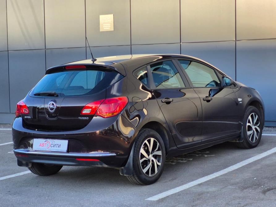 Opel Astra J Рестайлинг Воронеж  - изображение 7