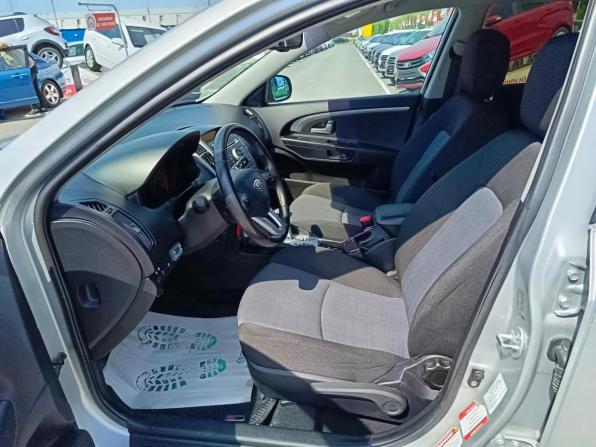 Kia Ceed I Рестайлинг с пробегом 2012 года, цена 919 995 рублей, 141827 км, хэтчбек, Автокод Объявления