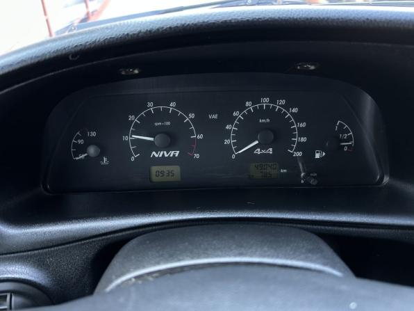 Chevrolet Niva I Рестайлинг с пробегом 2012 года, цена 580 000 рублей, 49040 км, внедорожник, Автокод Объявления