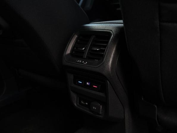 Volkswagen Tiguan II с пробегом 2019 года, цена 2 700 000 рублей, 105309 км, внедорожник, Автокод Объявления