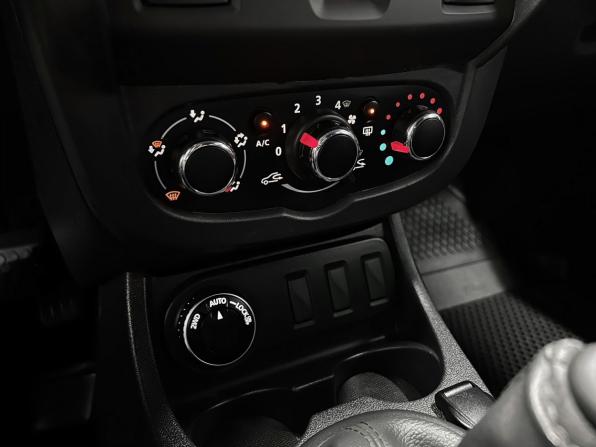 Renault Duster I Рестайлинг с пробегом 2020 года, цена 1 315 000 рублей, 167677 км, внедорожник, Автокод Объявления
