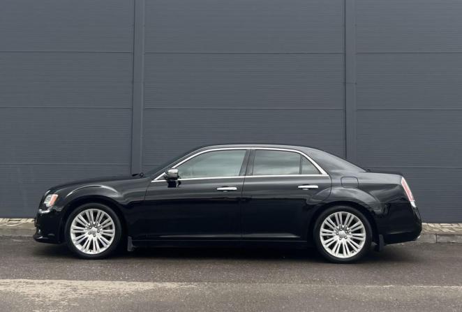 Chrysler 300C II с пробегом 2012 года, цена 1 625 000 рублей, 212059 км, седан, Автокод Объявления