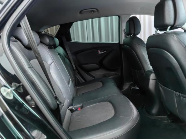 Hyundai ix35 I Рестайлинг с пробегом 2015 года, цена 1 328 000 рублей, 165312 км, внедорожник, Автокод Объявления