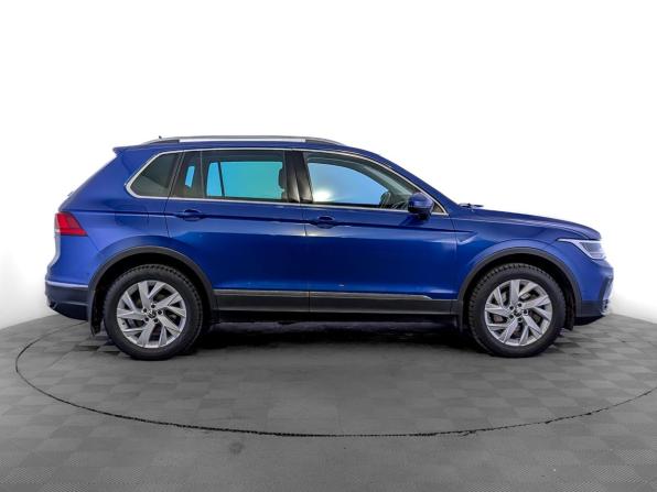 Volkswagen Tiguan II Рестайлинг с пробегом 2021 года, цена 4 215 000 рублей, 34083 км, внедорожник, Автокод Объявления