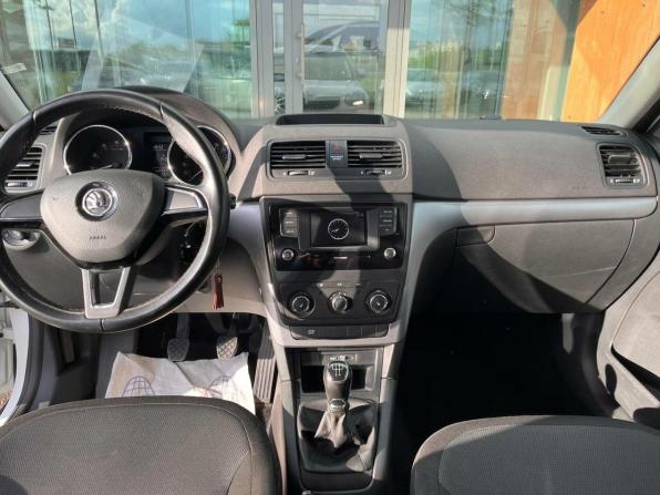 Skoda Yeti I Рестайлинг с пробегом 2017 года, цена 1 379 000 рублей, 73256 км, внедорожник, Автокод Объявления